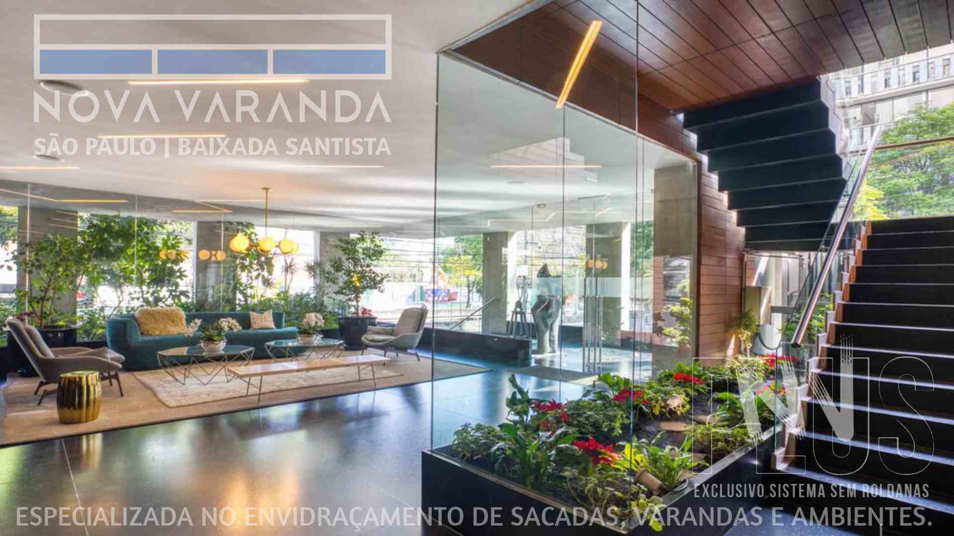 Suporte de Mídia Vertical ✨ FrontLight Moderna e Valorizada Sob Medida ⛱️ Empenas Cegas Praia das Pitangueiras (Guarujá) ☎ 0800