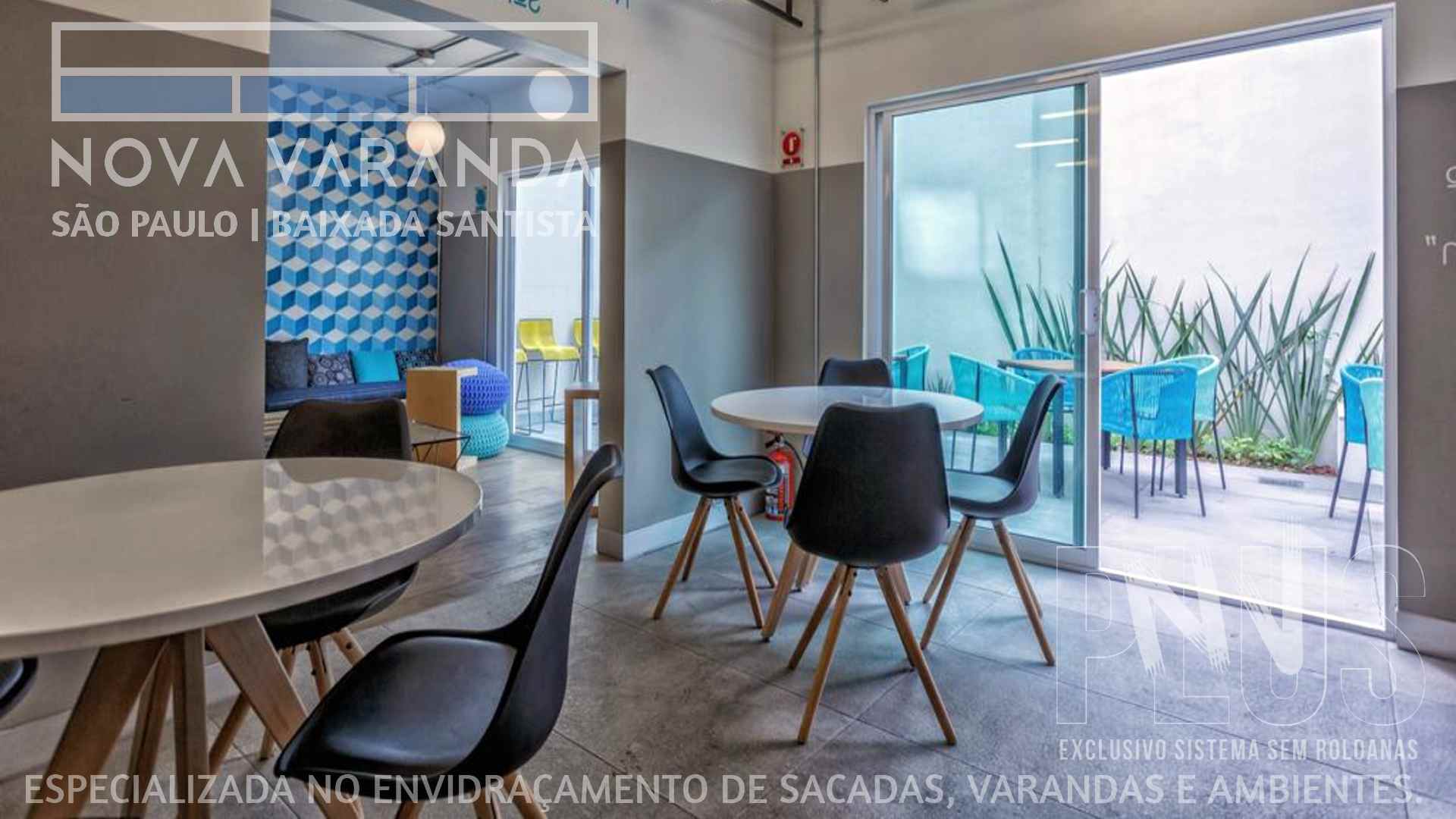 Suporte de Mídia Vertical ✨ FrontLight Moderna e Valorizada Sob Medida ⛱️ Empenas Cegas Praia do Tombo (Guarujá) ☎ 0800
